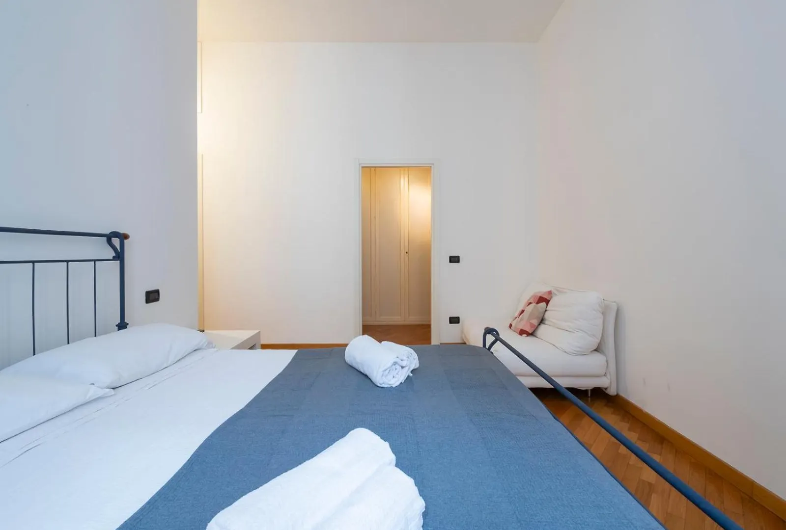 Central Station 4 Guests Apartment Milan Italy